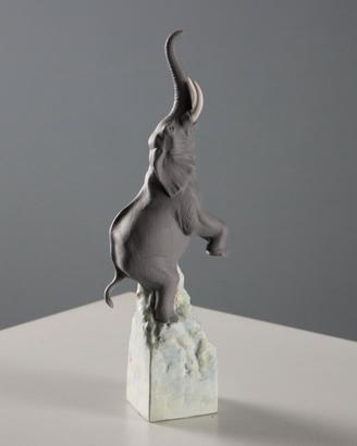 Elefante Manifattura Lladrò in Porcellana Biscuit