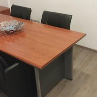 scrivania direzionale/ tavolo riunioni 