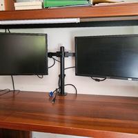 postazione doppio monitor 23 pollici