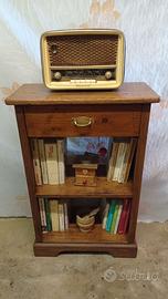 Piccola libreria scaffale