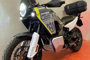 HUSQVARNA 901 NORDEN 4.590km!!!!!