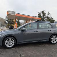 VOLKSWAGEN GOLF 8 MILD HYBRID 1.5 eTSI 150 CV ACT