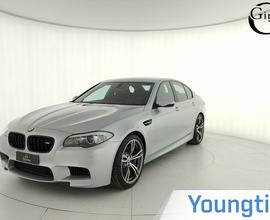 BMW M5 4.4 V8 auto