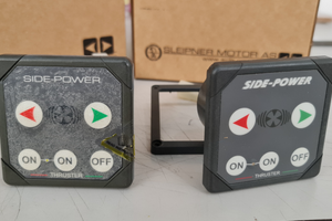 Pannello con pulsanti Side power