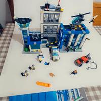 stazione della polizia LEGO