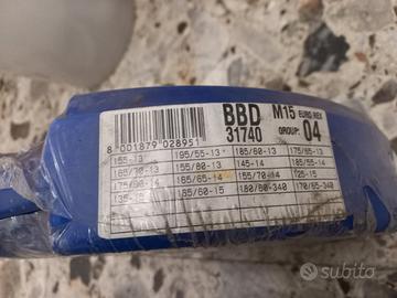 Set catene da neve misure di mod. datati