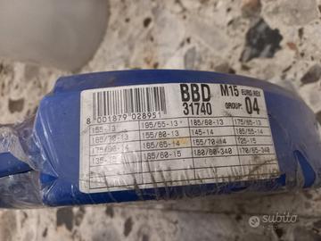 Set catene da neve misure di mod. datati
