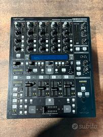 Mixer Behringer DDM4000
