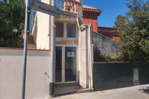 Villacidro - Locale in centro