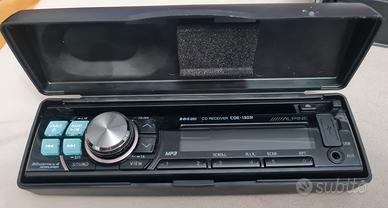 Autoradio Alpine CDE - 130R con frontalino estraib