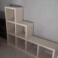 Mobile per libri e oggetti