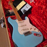 Fender stratocaster 57 custom shop relic