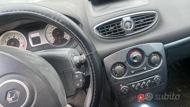 Clio versione iene  1200 16v
