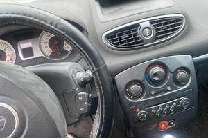 Clio versione iene  1200 16v