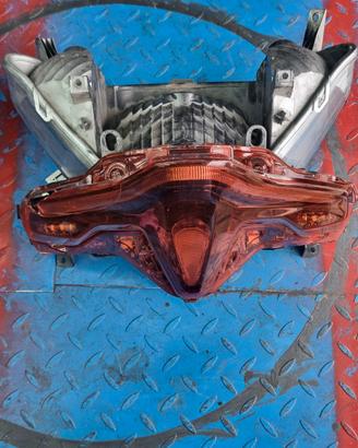 stop posteriore yamaha t max 560 2022-2024