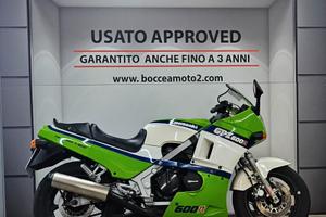 Kawasaki GPz 600 R