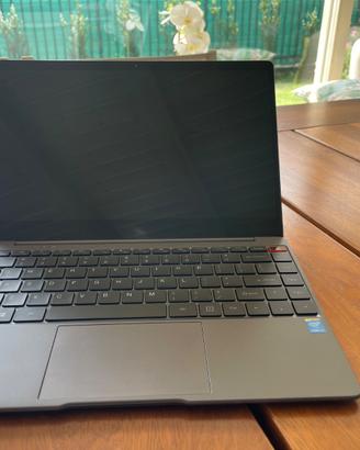 Notebook PC Portatile 13.3" Core m3 8GB 256GB SSD