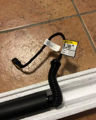 Attuatore elettrico posteriore audi