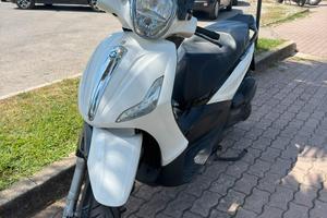 Piaggio Beverly 300