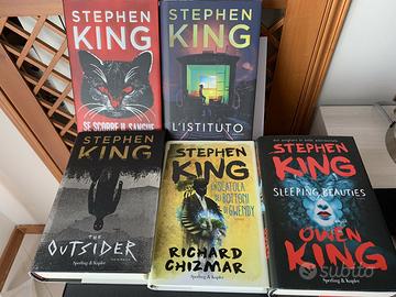 Ho tantissimi libri di genere horror