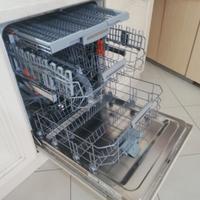 Lavastoviglie da incasso Hotpoint Ariston A++