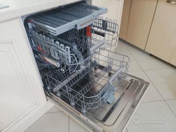 Lavastoviglie da incasso Hotpoint Ariston A++