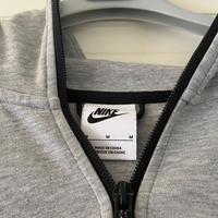 tuta nike tech grigia