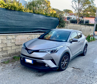Toyota Chr Lounge full optional carplay