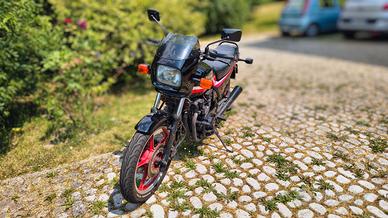 Kawasaki GPZ 550 - 1983