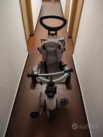 passeggino + triciclo per bambino con cappottina