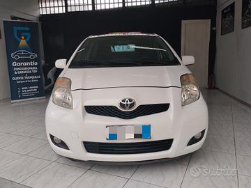 Toyota Yaris 1.0 benzina 2010 CON GARANZIA