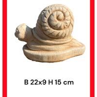 Statua lumaca in cemento e pietra