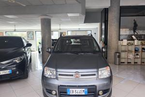 Fiat Panda 1.3 MJT 16V DPF 4x4 Climbing