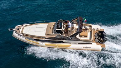 Solemar 33 SE con 2 x 300 HP Mercury