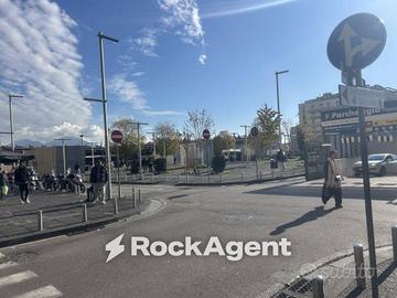 Immobile di 167 m² con 1 locale a Napoli