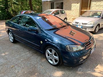 Opel Astra Coupé 2.0i Turbo 16V cat