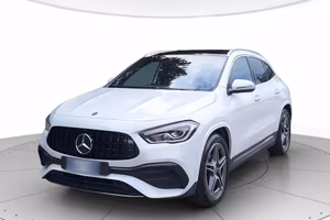 MERCEDES GLA 250 Premium 4matic auto