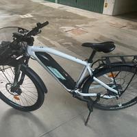 bicicletta elettrica rockrider 