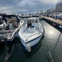 Gozzo in vetroresina