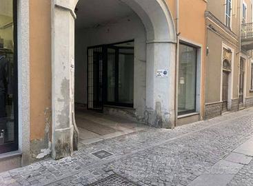 Immobile in asta di 70 m² con 1 locale a Valenza