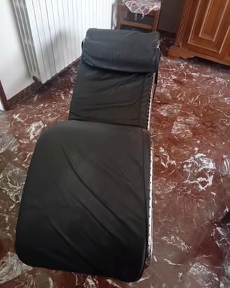 chaise longue