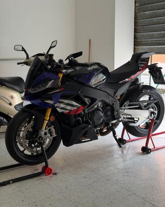 Aprilia tuono v4 factory 2026