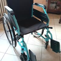 Sedia a rotelle Reha