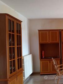 Mobile vetrinetta con mobile tv