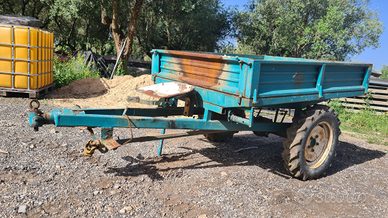 Rimorchio per motocoltivatore