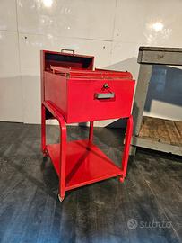 Antica Cassetta porta Attrezzi rossa 