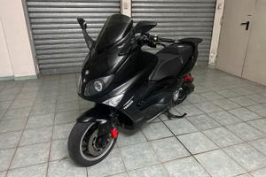Yamaha Tmax 500