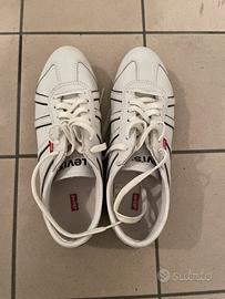 Scarpe Levis