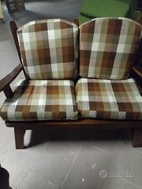 Divano in legno