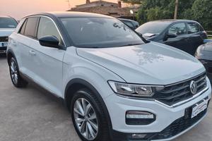 Volkswagen T-Roc 2.0 TDI 4motion SUPER ACCESSORIAT